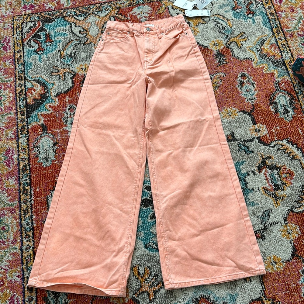 Urban outfitters orange denim pants(coral) size 26. Low a wide leg.